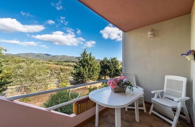Quiet Holiday Apartment "Casa Dea72" Near the Beach with Air Conditioning & Terrace