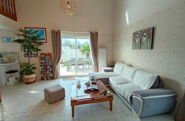 Quiet house 1000 metres from the beach