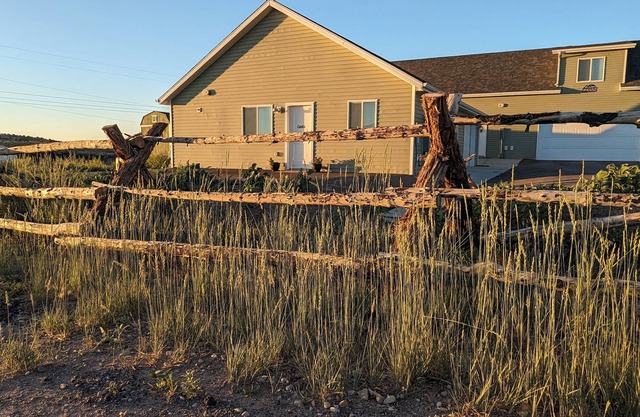 Quiet living near Brian Head, Zion, Bryce Canyon, and more!