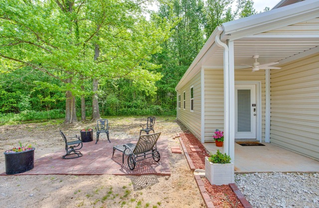 Quiet Mount Vernon Escape: Fish, Hike & Unwind!