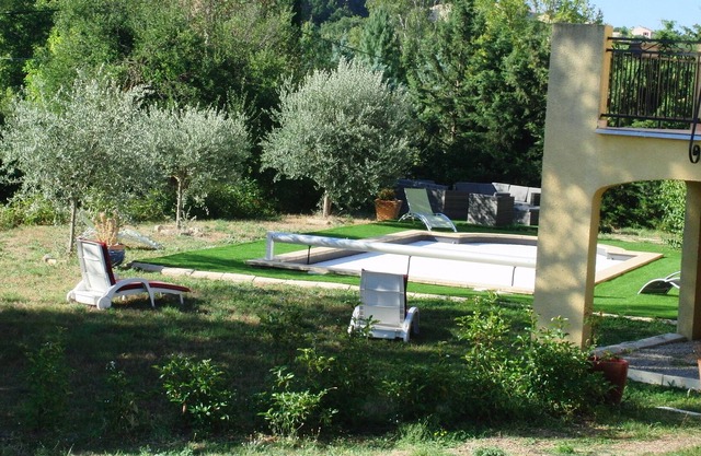 Quiet, pleasant house at the gateway to the Verdon and Luberon regions