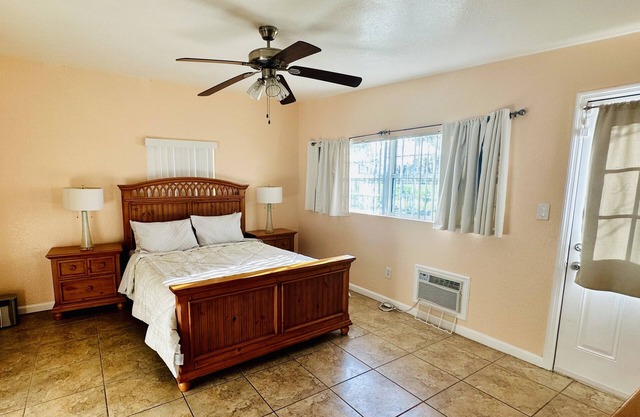 Quiet retreat 15 minutes from downtown Orlando, Orlando Airport International!