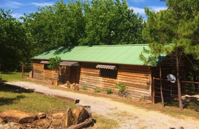 Quiet & Secluded Cabin On Skiatook Lake