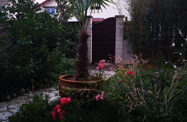 Quiet studio between Paris and Versailles