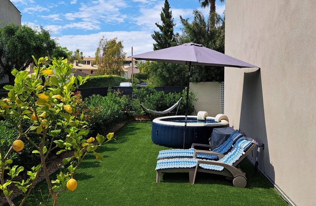 QUIET VILLA WITH GARDEN CLOSE TO VILLAGE AND SEA