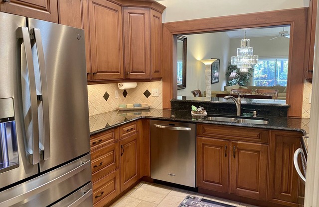 Quiet Winter Getaway 30 day minimum. 30 days needed for HOA to approve renters.