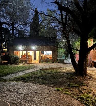 Quinta Don Antonio 2 dormitorios 4000 mts de una increíble arboleda ! Soñada