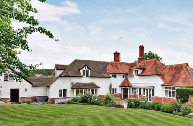 Quintessential Historic English Country house set in acre with heated pool
