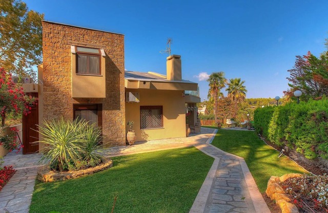 R 3281 Villa Harmony With Fireplace ,Dining Table & Bottle of Wine.