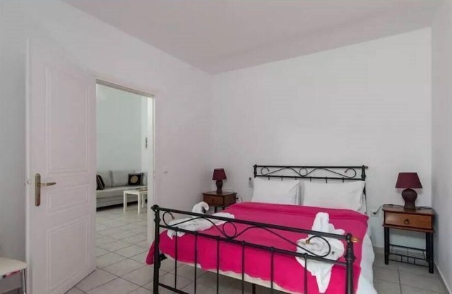 R 391 Luxury 2 floor Villa with pool Breakfast Included