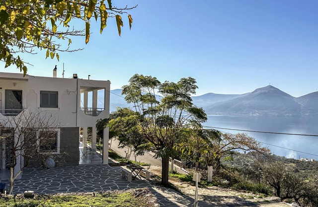 Raches sea view apartment