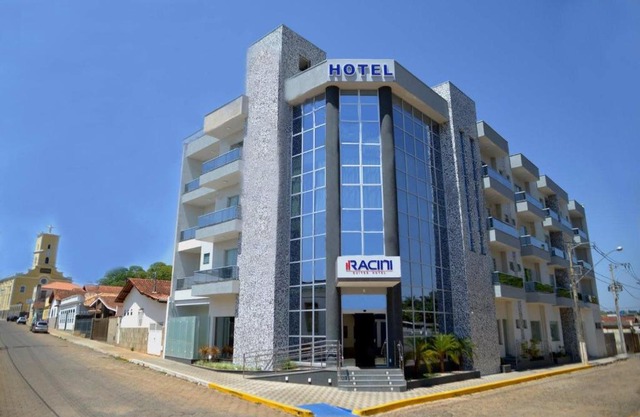 Racini Suites Hotel