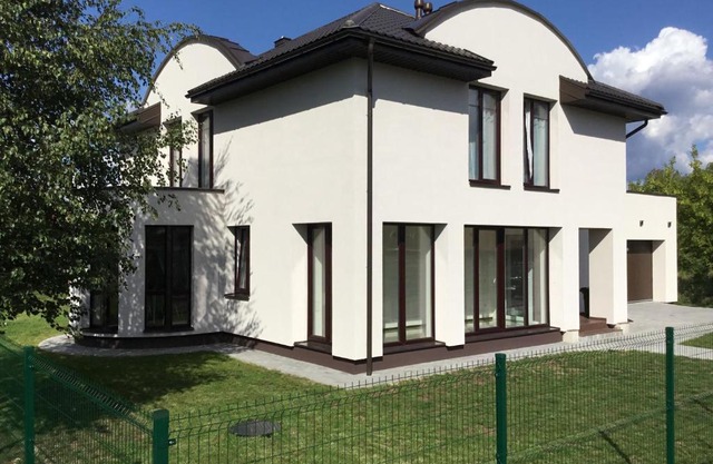 Radvi House