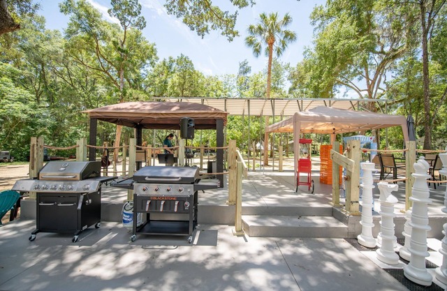 RAINBOW RIVER BUNGALOW - UNIT A - KP HOLE DEEDED ACCESS!