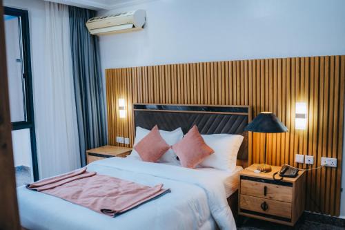 Rakka Hotel by Cocobean