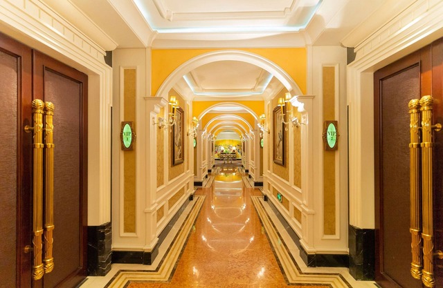 Ramada Plaza Wuhan Optics Valley