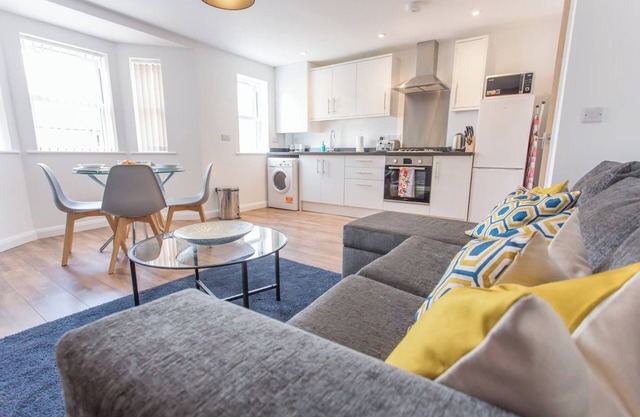 Rana Ct 8 (Randolph Suite) | 2 Bed 1st Floor Apt Duplex