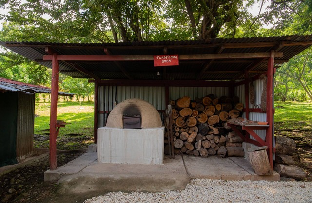 Rancho Costafalo Ecotourism Farm featuring two Charming Guesthouses!