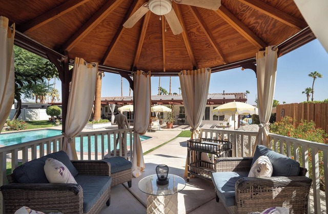 Rancho Relaxo: Your Desert Dream Retreat
