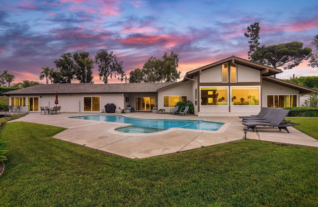 Rancho Santa Fe Beauty, close to Del Mar Race Track & Riding Club