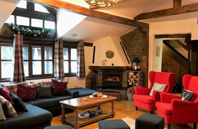 Ranked #1 on Trip Advisor! Exceptional fully catered chalet at affordable prices