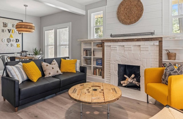 Rare Find! BeeKeeper's Inn - Beautifully Renovated 1929 Home on Brick Street |Walk to Breweries