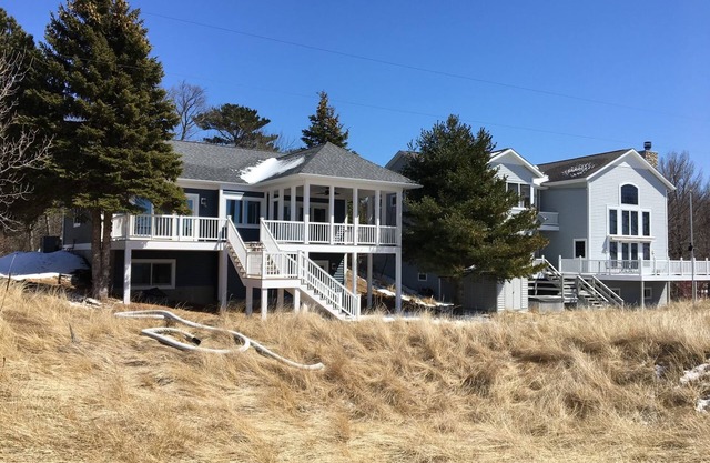 Rare Find- Low Bluff Cottage On Lake Michigan