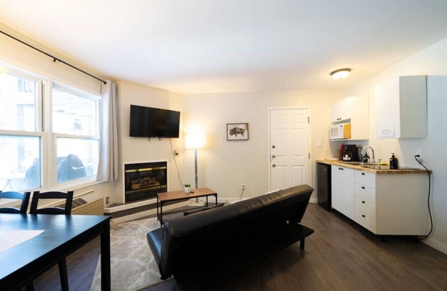 Rare Muskoka Chalet Suite - B5