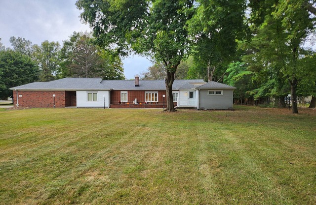 Rare Sprawling Compound - Plymouth/Canton/Livonia/Westland