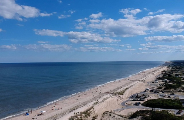 RARE Waterview from each room - cozy cottage w/350 feet of waterfront.