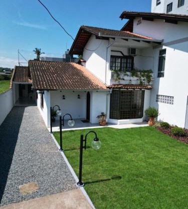 RCM Vilas - Casa Confortável 02