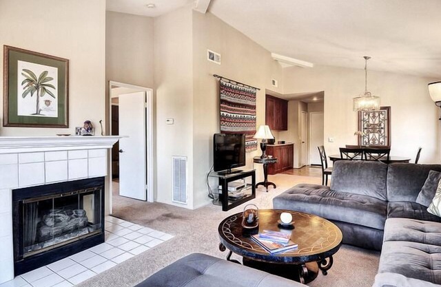 Ready to ESCAPE?! 2 bed/2 bath! Ocean Breezes! 1 Car Garage - La Vista