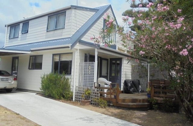 Reasonably priced. Close to the beach and Otahu Estuarynnnnnn