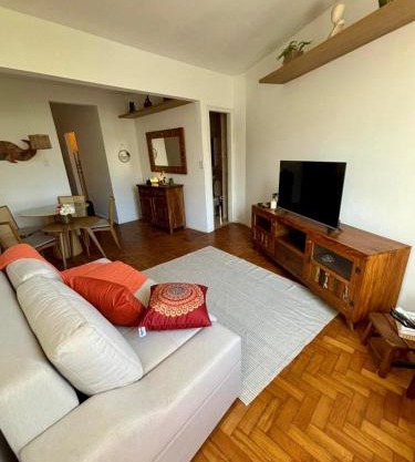 Recém Mobilado in Copacabana Ready for your First