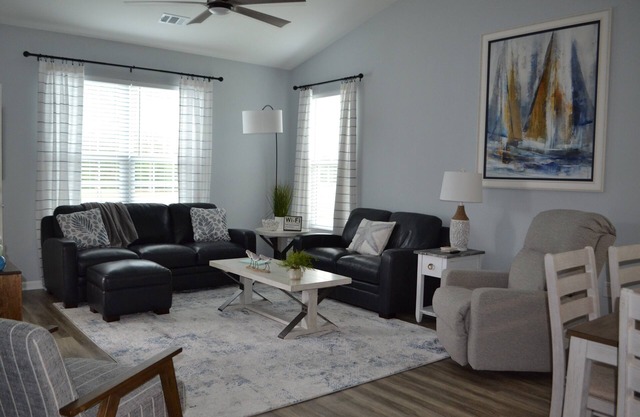 Recently updated 3 bedroom/2 bath condo in Sunset Village at Sandpiper Bay