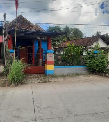 Red Beach Homestay