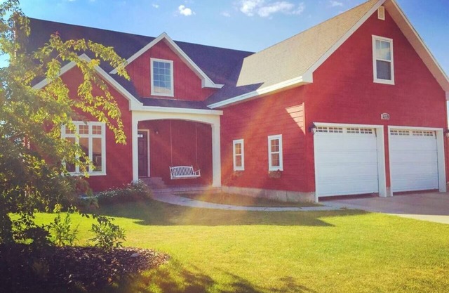 Red Farmhouse ⁓Ping Pong ⁓ Close to Grand Targhee