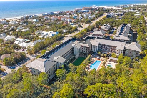 Red Fish Blue Mountain by AvantStay Private Beach Gulf View