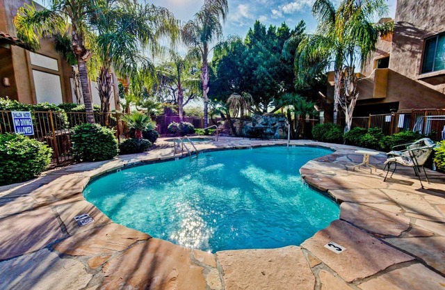 Red Mountain Ranch Country Club Gated Community 2 Kings 1 Queen