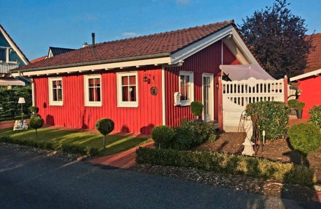 Red Swedish house pet friendly!