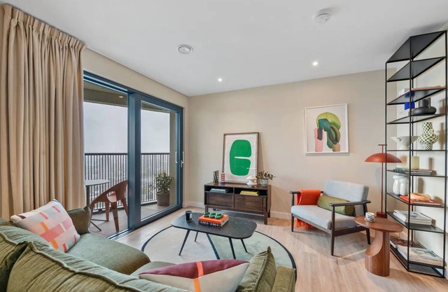 Reed Avenue Two Bedroom Escape