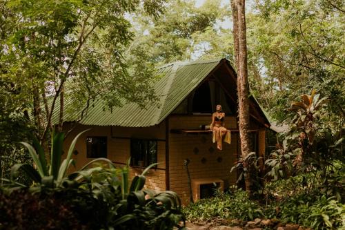 Refúgio na Mata com Ar Condicionado e WiFi