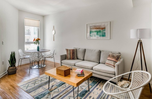 Refined 1BR in Glendale with Tons of Amenities