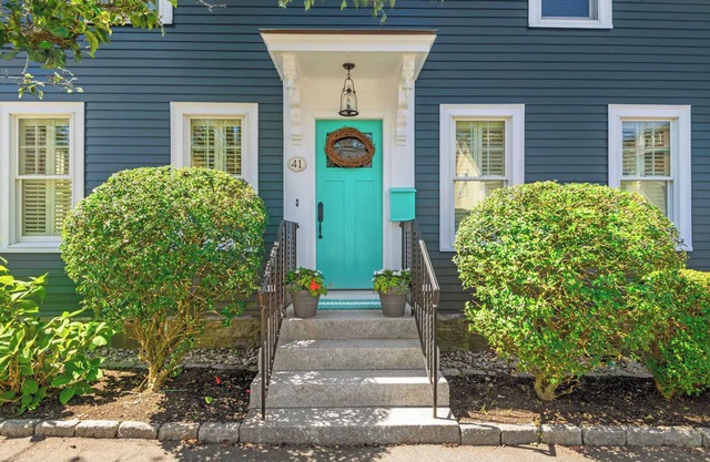 Refined Comfort in the Heart of Marblehead