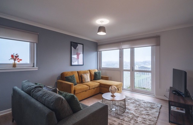Refreshing Modern Apartment in South Lanarkshire