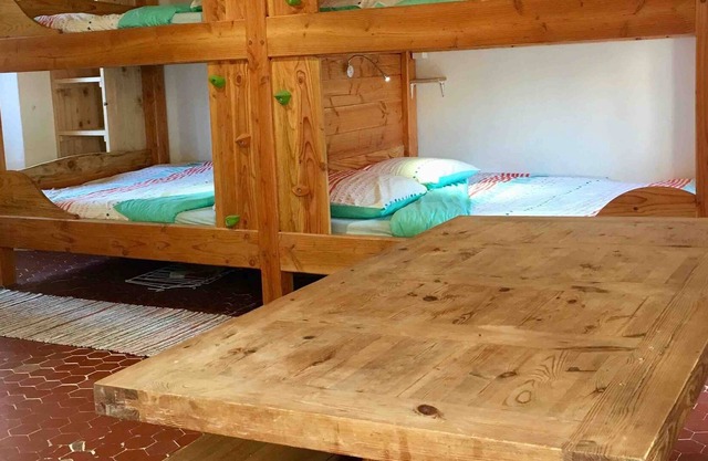 Refuge du Baouroux, comfortable studio for 8 people.