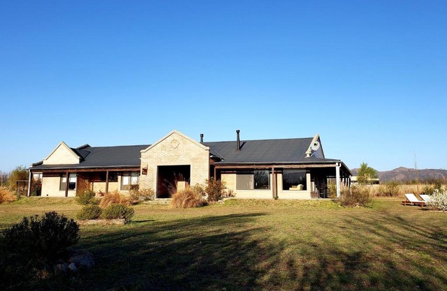 Refugio Del Guira Guira