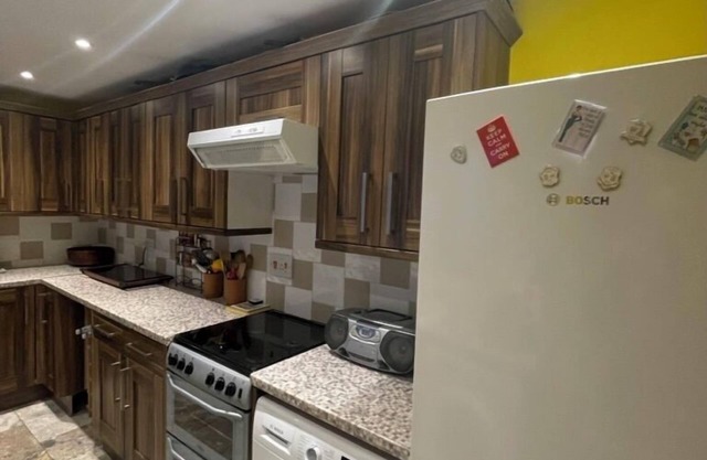 Regal 4BD Haven Near Buckingham Palace