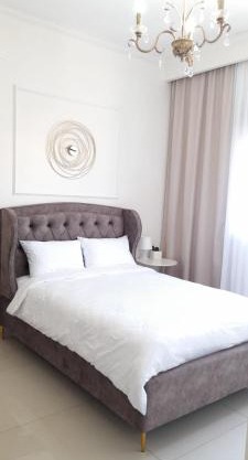 Regina's place