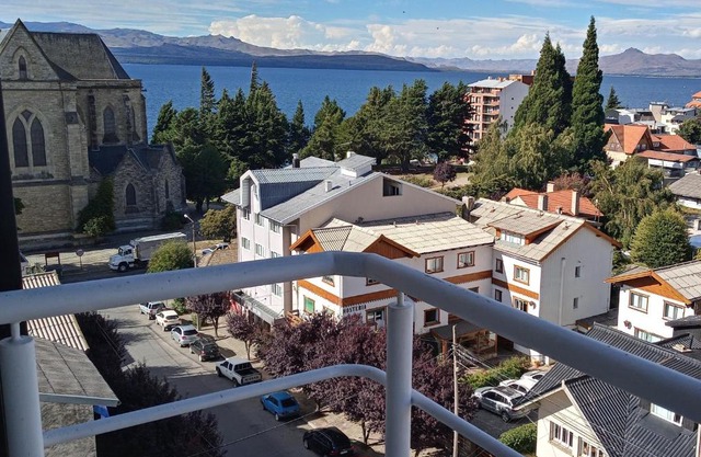 Reina Mora Apart Bariloche